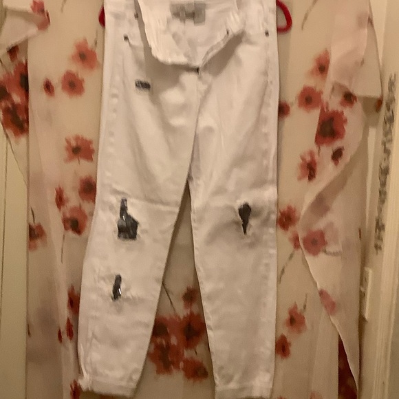 Jeans - Picture 1 of 5